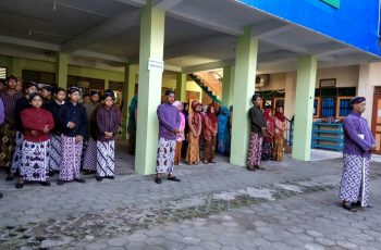 Hari Jadi Sleman 101; SMP Muhammadiyah 1 Kalasan Gelar Upacara Peringatan